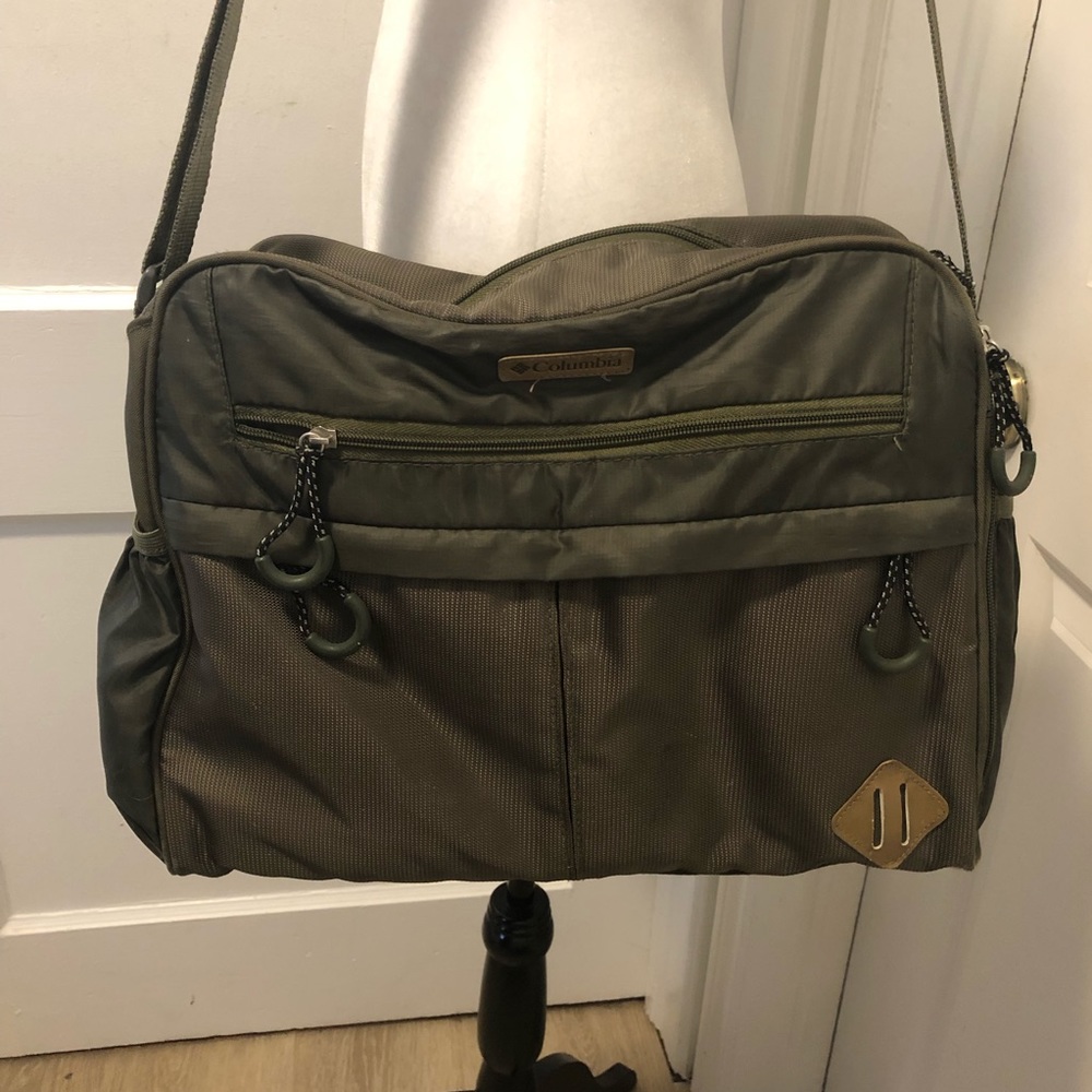 Columbia shoulder Bag